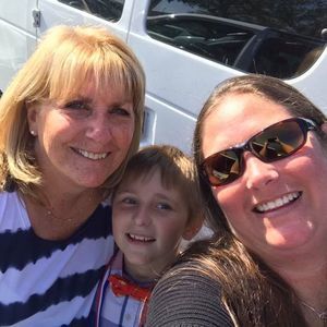 Meet your Posher, Debbie